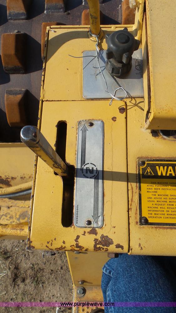 image for item L5258 Bomag BW210PD single drum roller