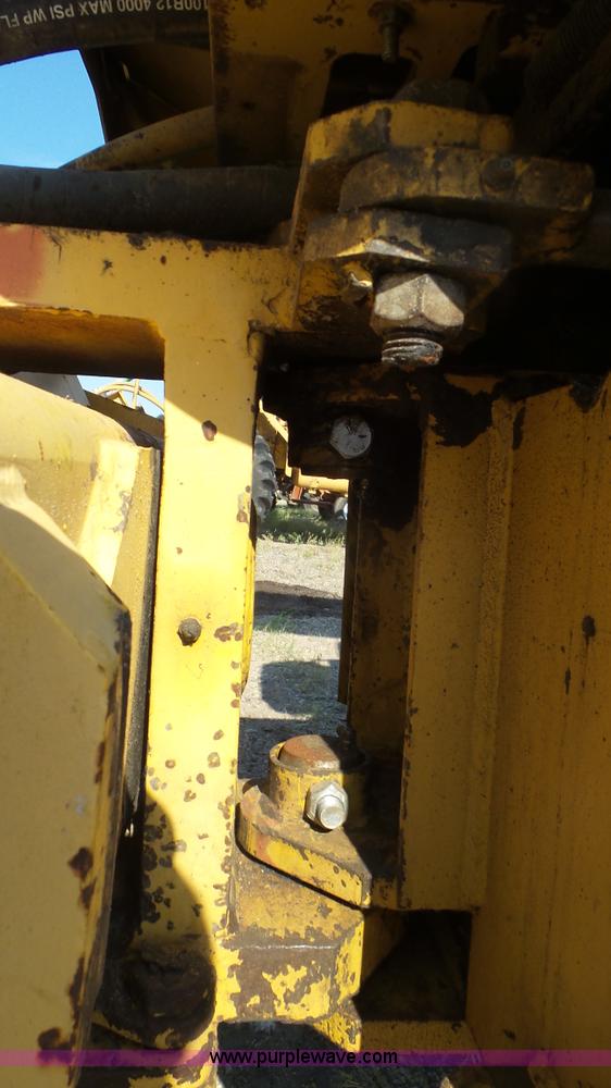 image for item L5258 Bomag BW210PD single drum roller