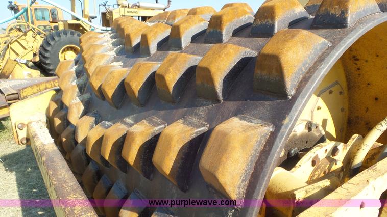 image for item L5258 Bomag BW210PD single drum roller