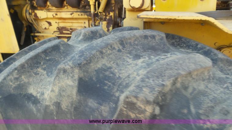 image for item L5258 Bomag BW210PD single drum roller