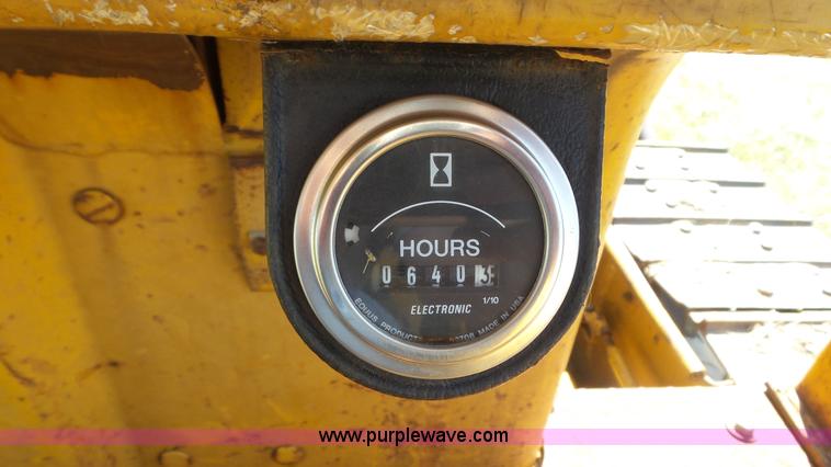 image for item L5260 1966 Caterpillar D6C dozer