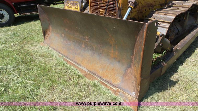 image for item L5260 1966 Caterpillar D6C dozer