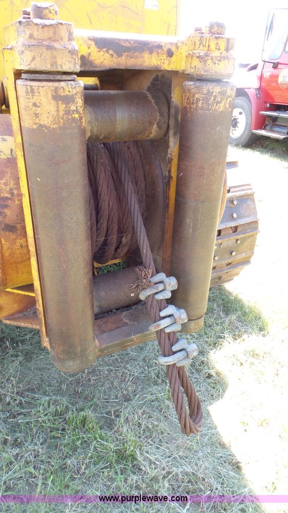 image for item L5260 1966 Caterpillar D6C dozer