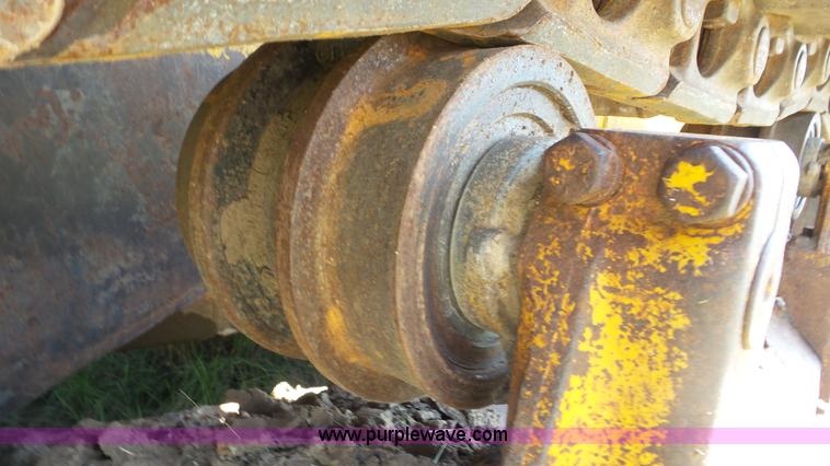 image for item L5260 1966 Caterpillar D6C dozer