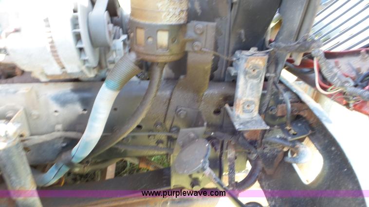 image for item L5261 2003 International 4200 dump truck