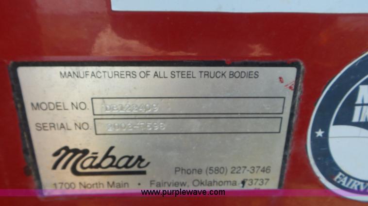 image for item L5261 2003 International 4200 dump truck