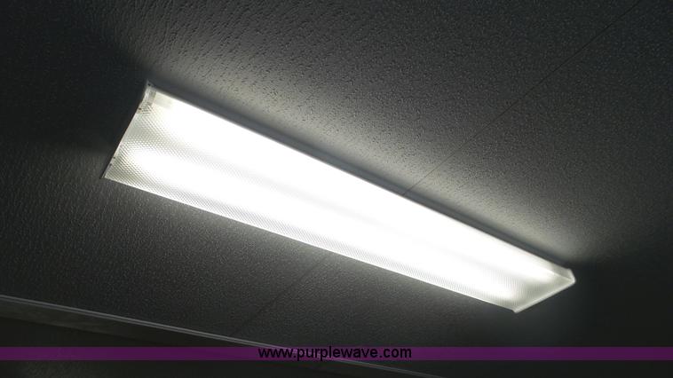 image for item L5276 2009 C&B mobile office trailer