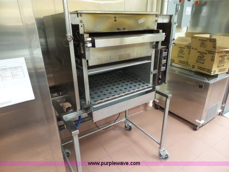 Nieco automatic broiler in Des Moines, IA Item L5733 sold Purple Wave