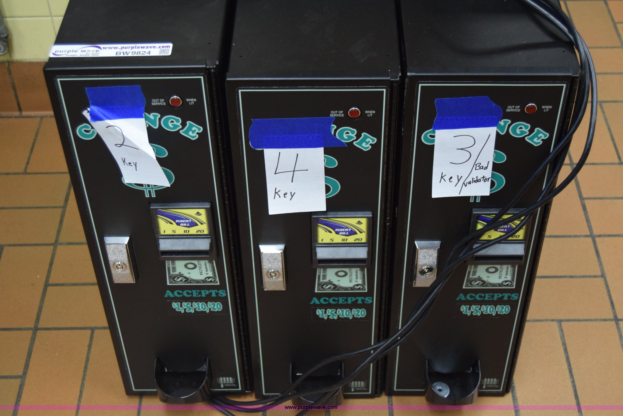 (3) change dispensers in Wichita, KS Item BW9824 sold Purple Wave