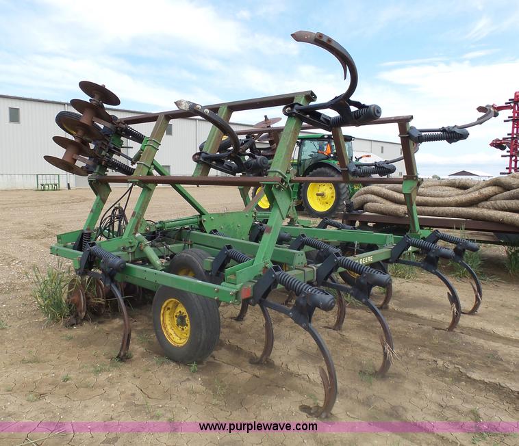 image for item AL9160 John Deere 714 mulch finisher