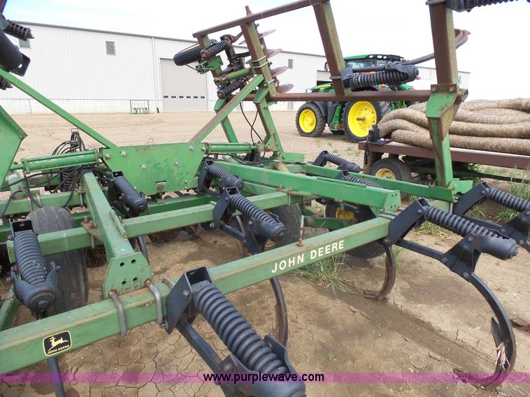 image for item AL9160 John Deere 714 mulch finisher
