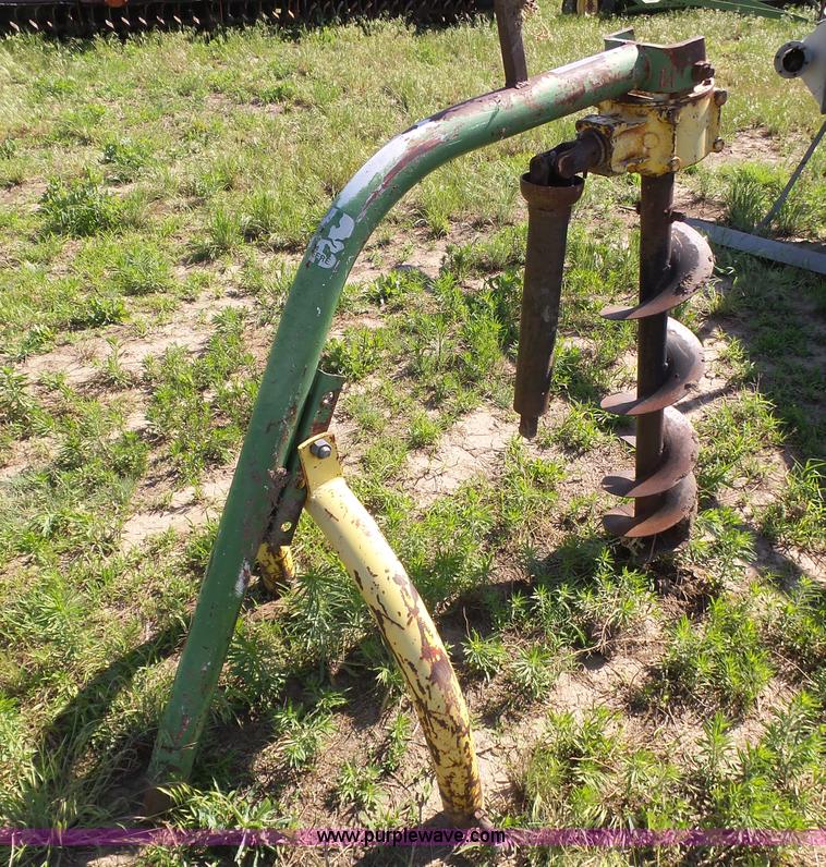 John Deere post hole auger in Sublette, KS Item AR9279 sold Purple Wave