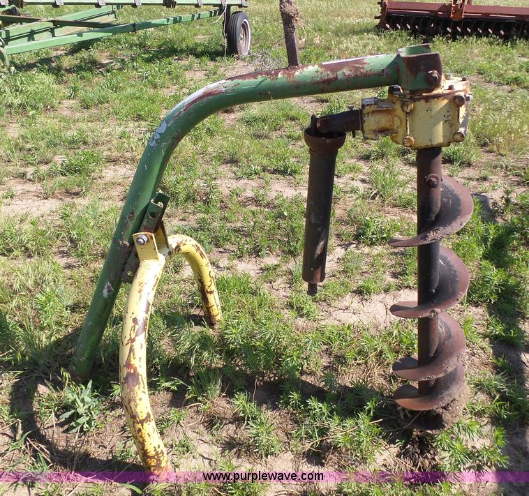 John Deere post hole auger in Sublette, KS Item AR9279 sold Purple Wave