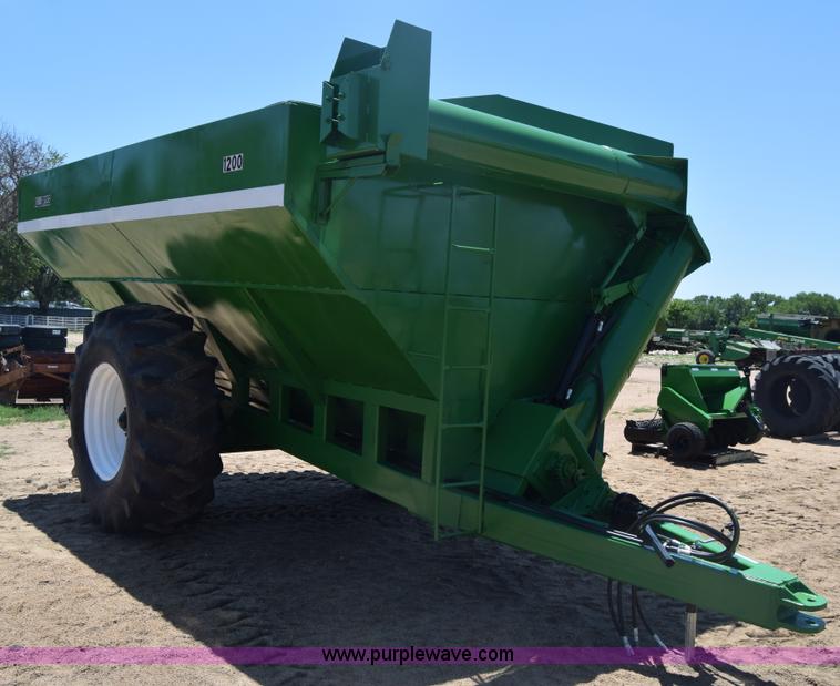 image for item CB9270 Killbros 1200 grain cart