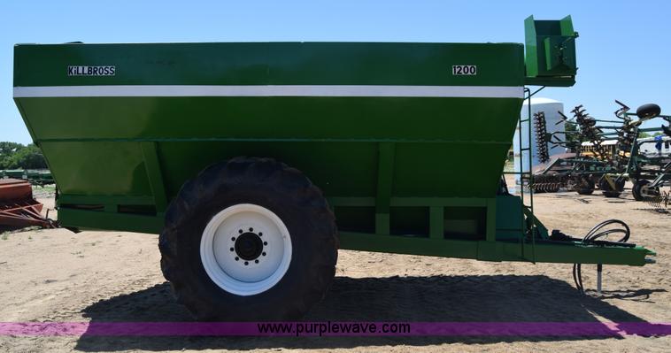 image for item CB9270 Killbros 1200 grain cart