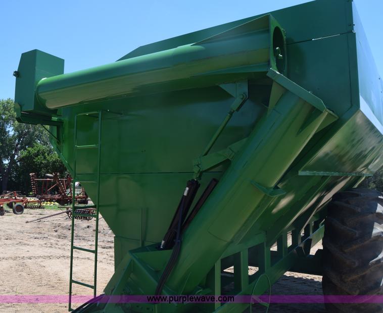 image for item CB9270 Killbros 1200 grain cart
