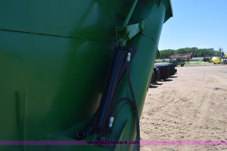 image for item CB9270 Killbros 1200 grain cart