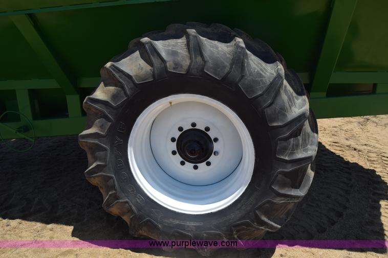 image for item CB9270 Killbros 1200 grain cart