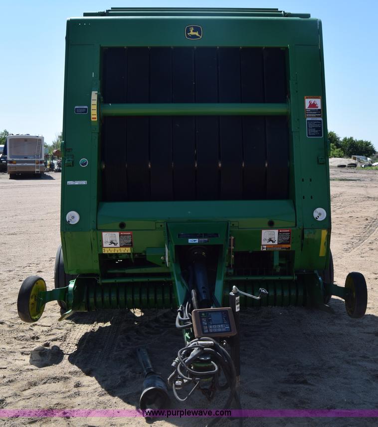 image for item CB9278 2009 John Deere 567 round baler