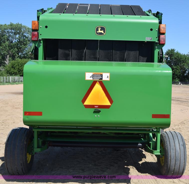 image for item CB9278 2009 John Deere 567 round baler