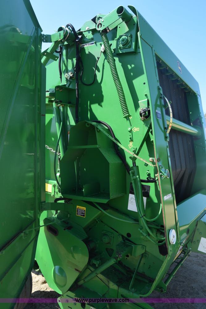 image for item CB9278 2009 John Deere 567 round baler