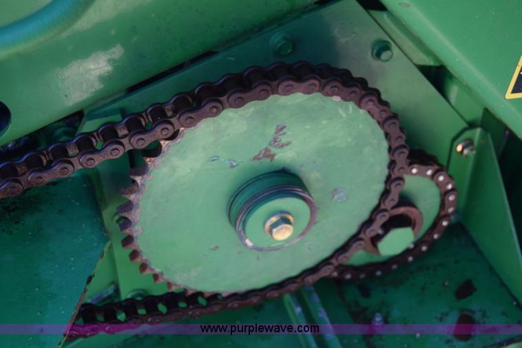 image for item CB9278 2009 John Deere 567 round baler