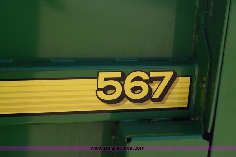 image for item CB9278 2009 John Deere 567 round baler