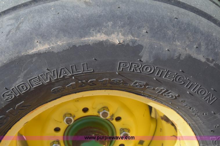 image for item CB9278 2009 John Deere 567 round baler