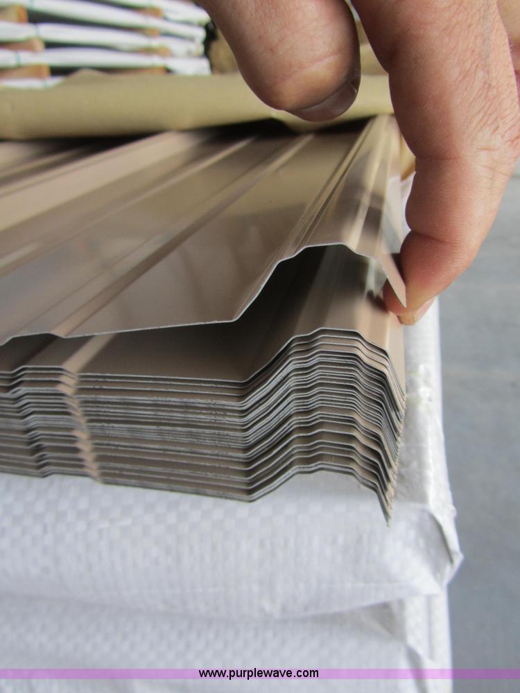 image for item F1440 (80) sheets of metal siding/roofing