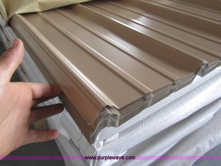 image for item F1440 (80) sheets of metal siding/roofing