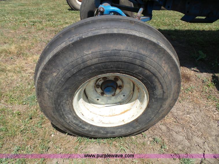 image for item J4881 Ford 8000 tractor