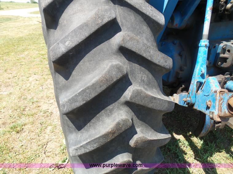 image for item J4881 Ford 8000 tractor