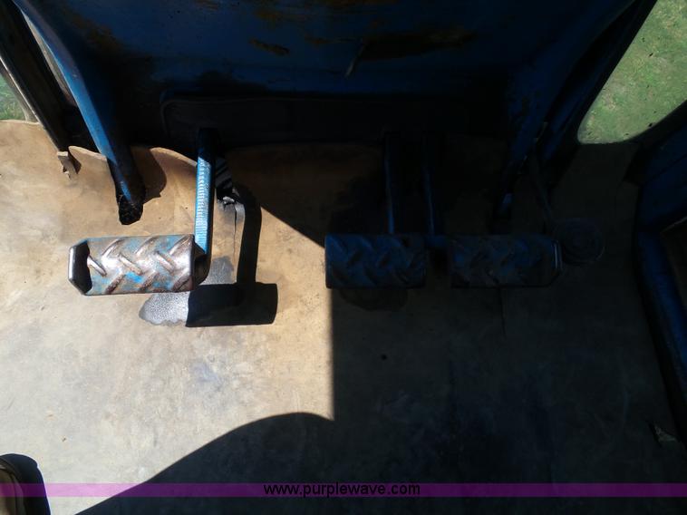 image for item J4881 Ford 8000 tractor