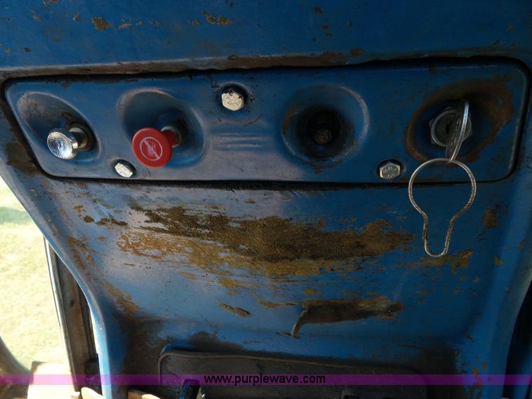 image for item J4881 Ford 8000 tractor