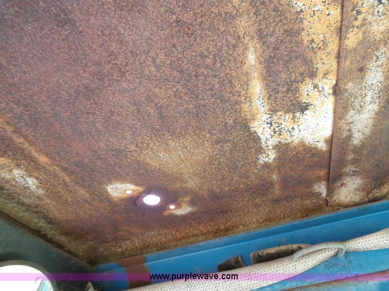 image for item J4881 Ford 8000 tractor