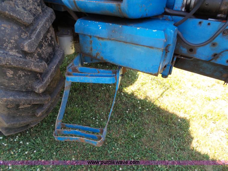 image for item J4882 Ford 9700 tractor