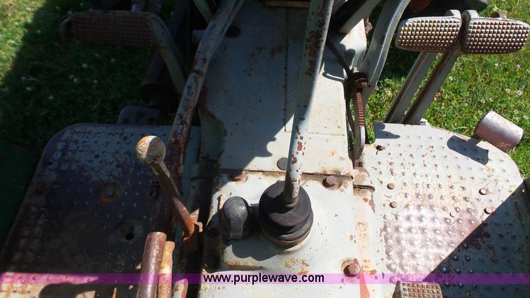 image for item J5833 Deutz D3006 tractor