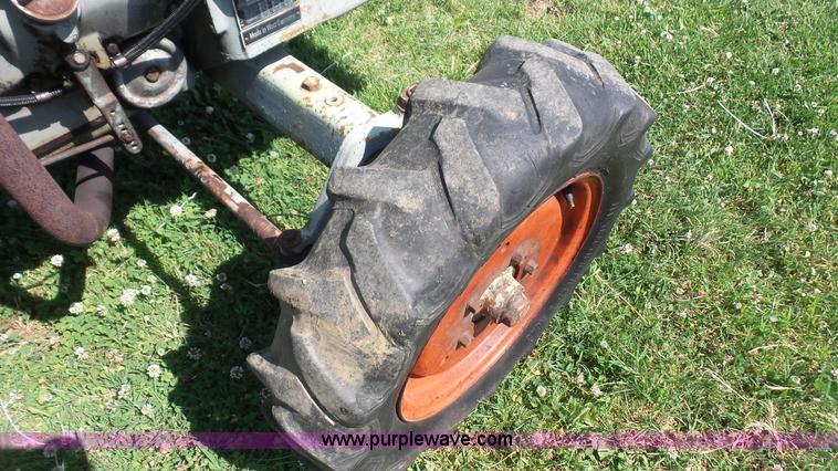 image for item J5833 Deutz D3006 tractor