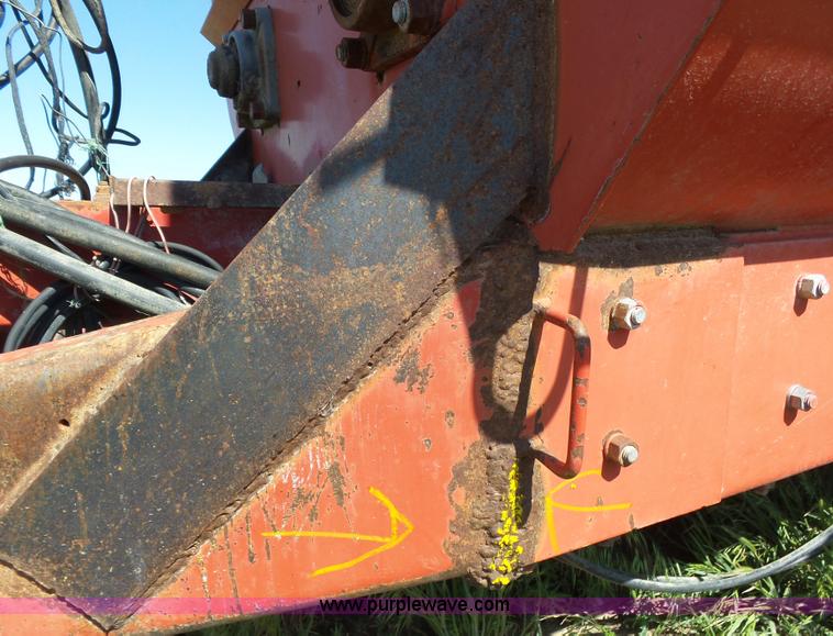 image for item J6053 Gehl MF7335 feed wagon