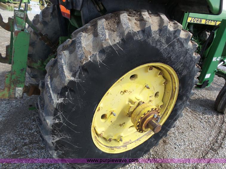 image for item J6057 1978 John Deere 4440 tractor