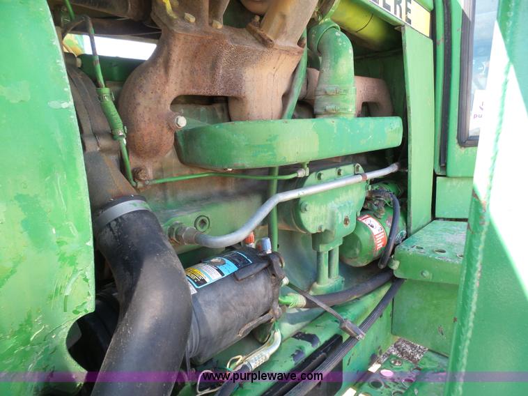 image for item J6057 1978 John Deere 4440 tractor