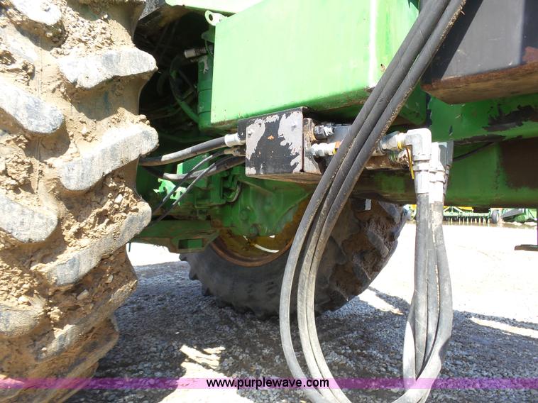 image for item J6057 1978 John Deere 4440 tractor