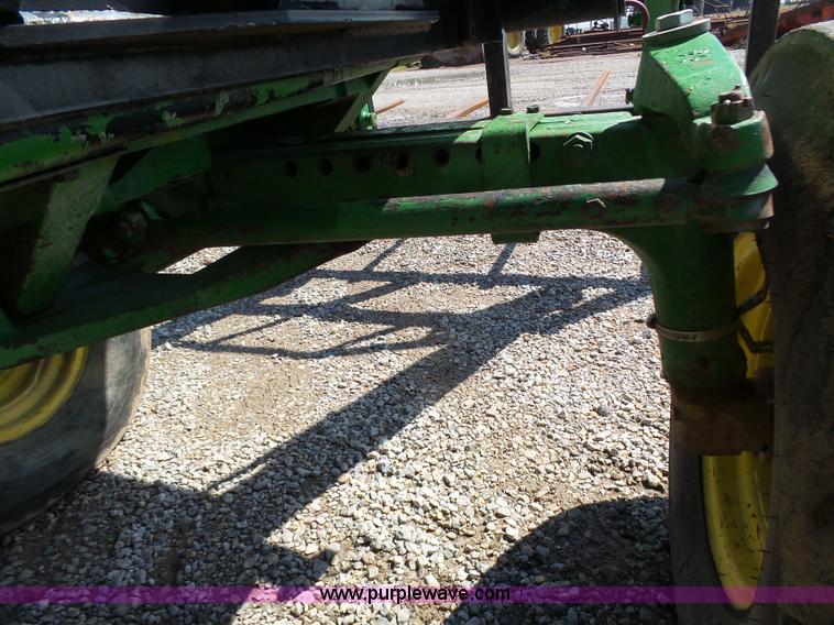 image for item J6057 1978 John Deere 4440 tractor