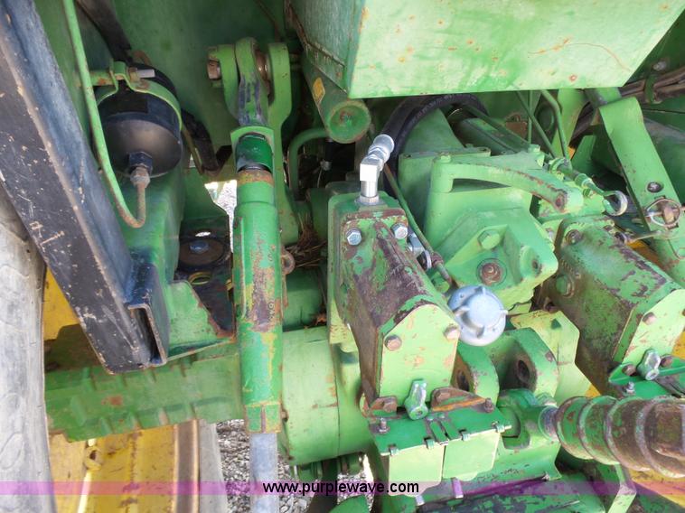 image for item J6057 1978 John Deere 4440 tractor
