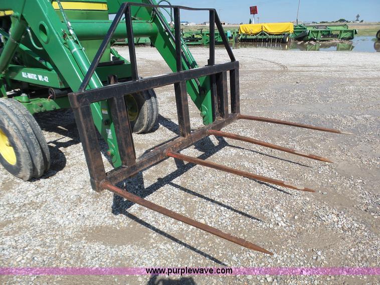 image for item J6057 1978 John Deere 4440 tractor