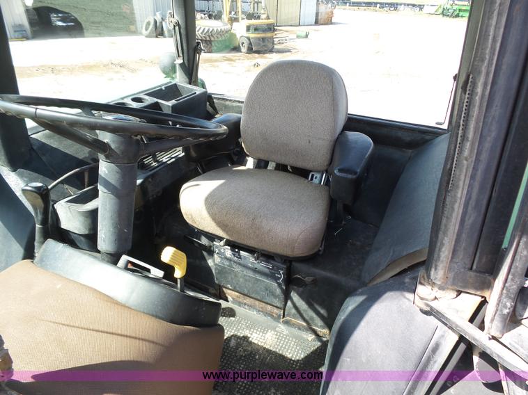 image for item J6057 1978 John Deere 4440 tractor