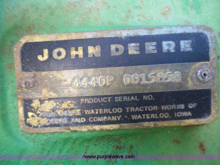 image for item J6057 1978 John Deere 4440 tractor