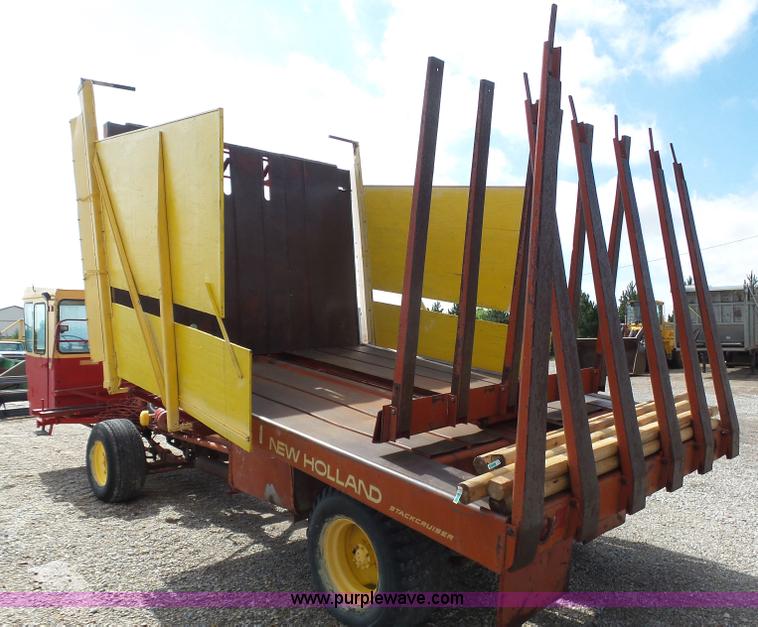 image for item J6058 New Holland 1049 Stackcruiser bale wagon