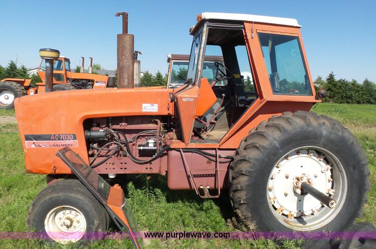 image for item J6069 Allis Chalmers AC7030 tractor