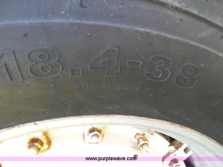 image for item J6069 Allis Chalmers AC7030 tractor